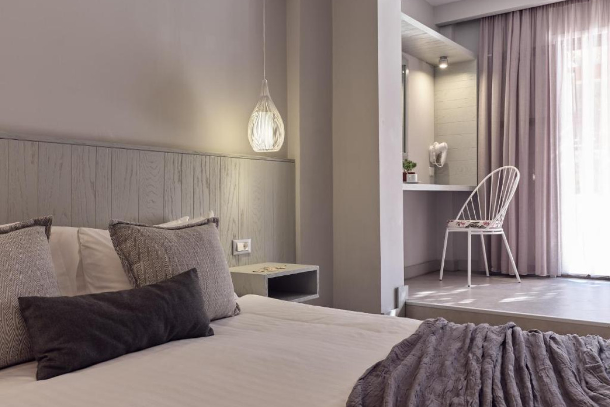 CASTELLI HOTEL - AGIOS SOSTIS (ADULTS ONLY OVER 16 YO)