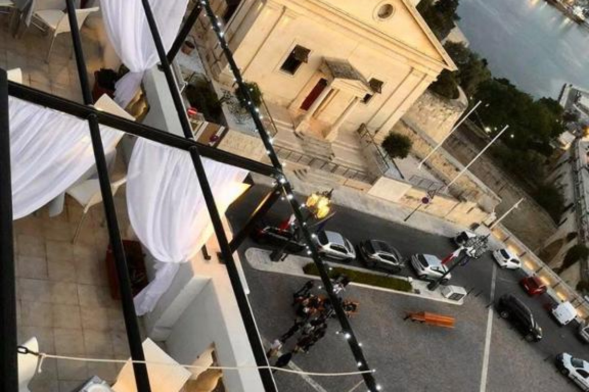 Castille Hotel