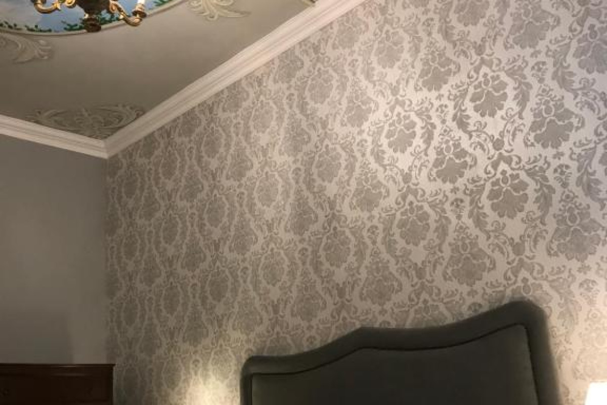 Castille Hotel