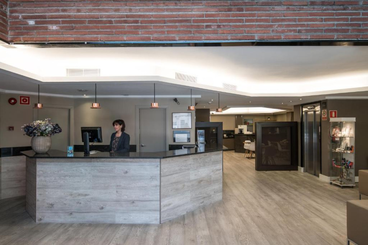 Hotel Catalonia Albeniz