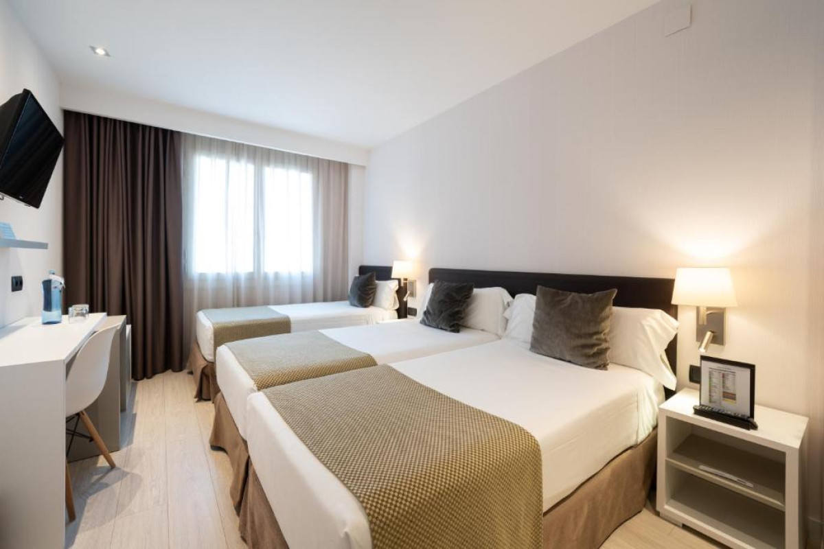 Hotel Catalonia Albeniz
