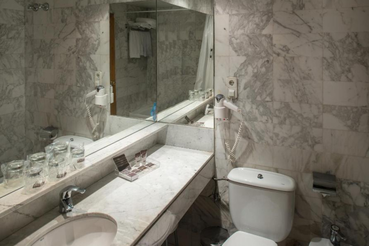 Hotel Catalonia Albeniz