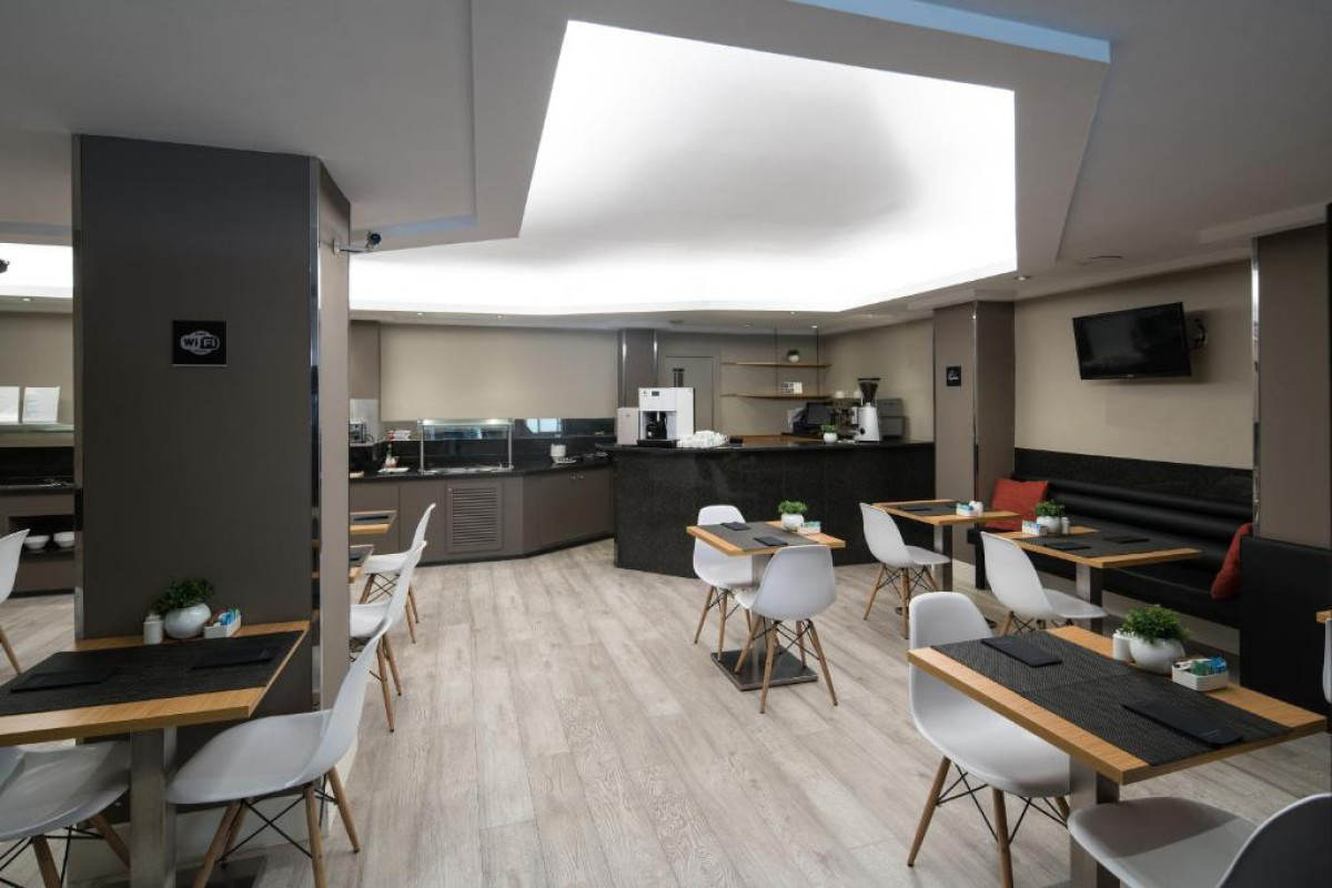 Hotel Catalonia Albeniz