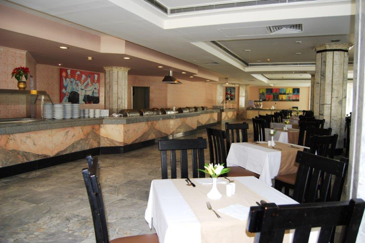 CATARACT RESORT_