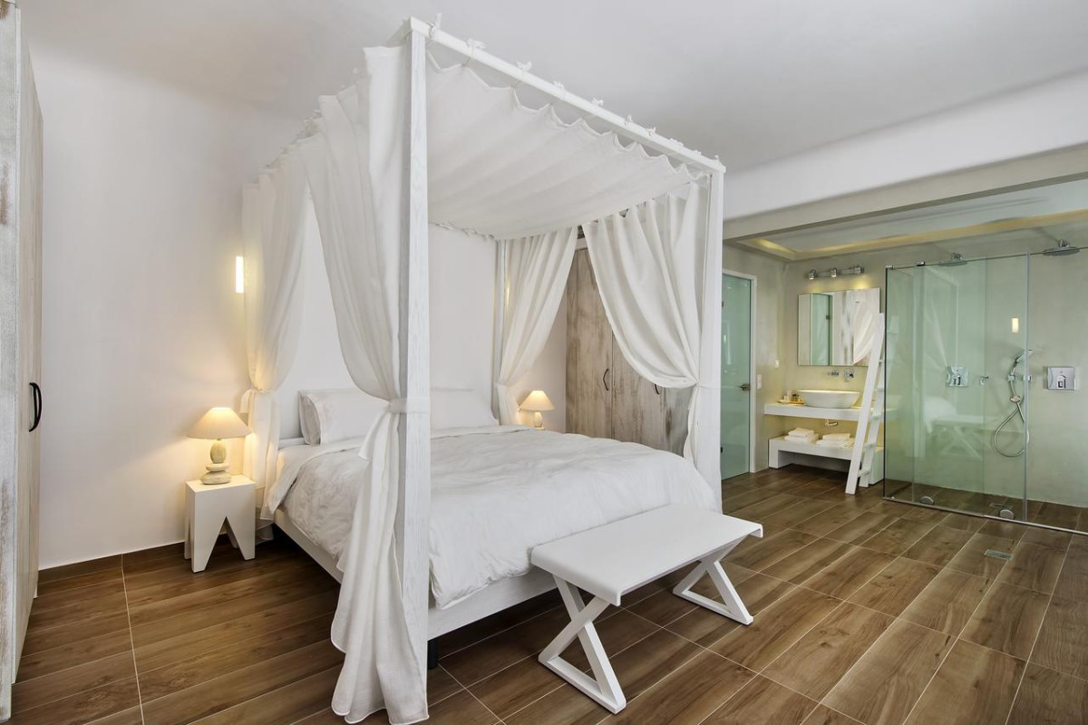 Cavo Bianco Santorini
