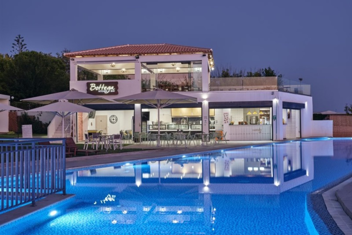 CAVO ORIENT BEACH