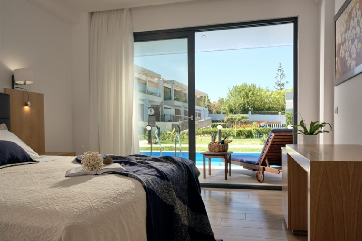 CAVO ORIENT BEACH