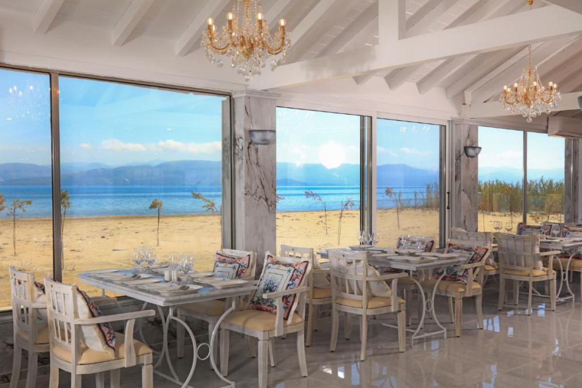 Cavomarina Beach Hotel