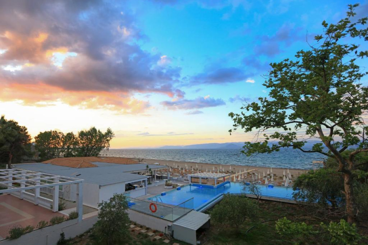 Cavomarina Beach Hotel