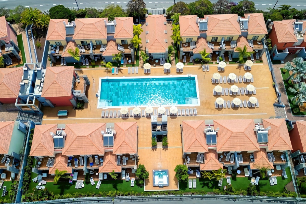 CAYBEACH MELONERAS