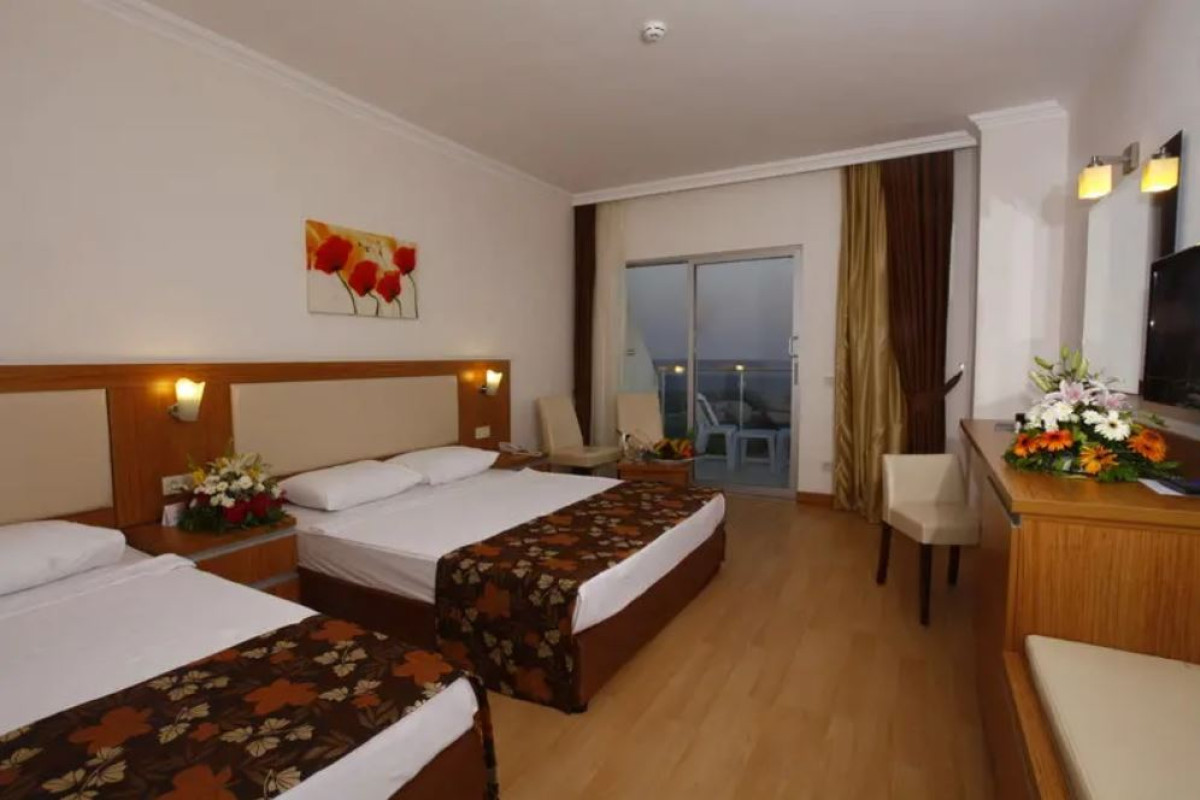 CENGER BEACH RESORT