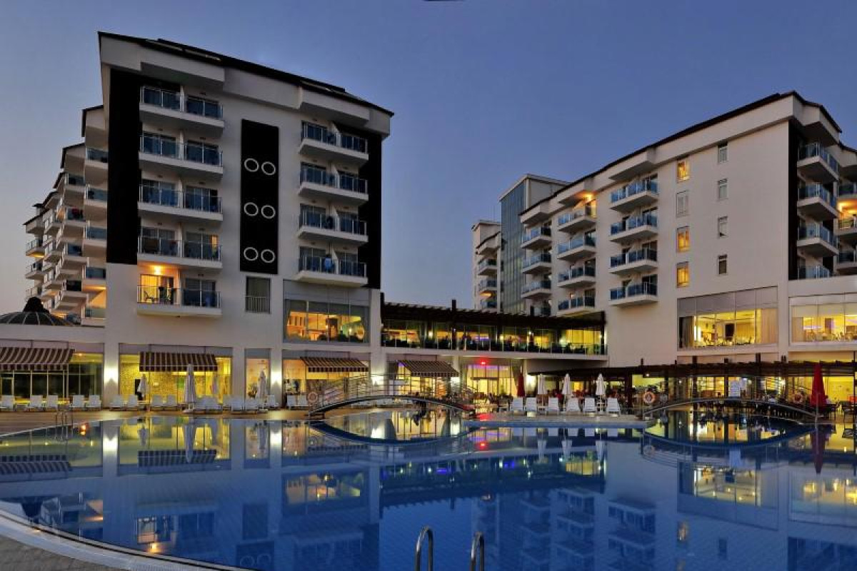 Cenger Beach Resort & Spa