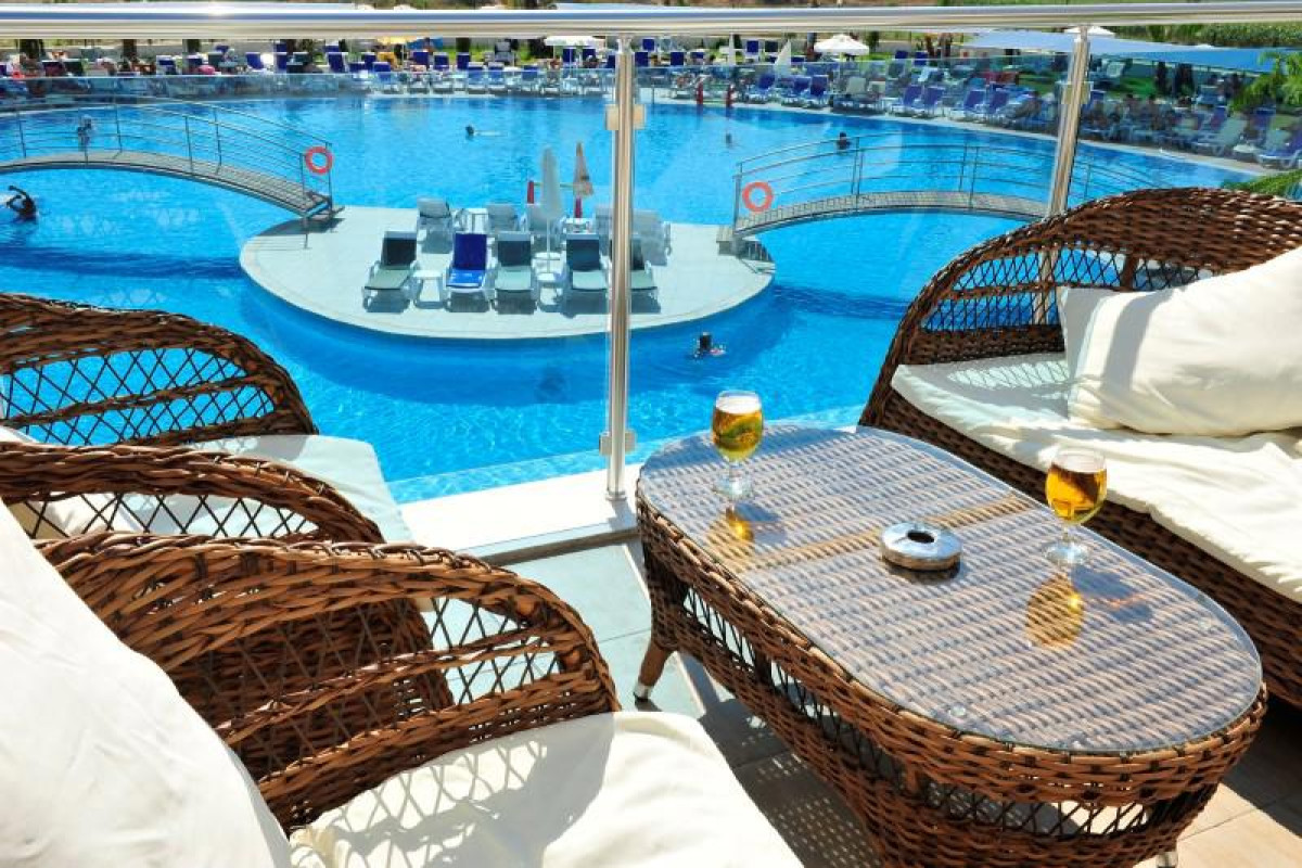 Cenger Beach Resort & Spa