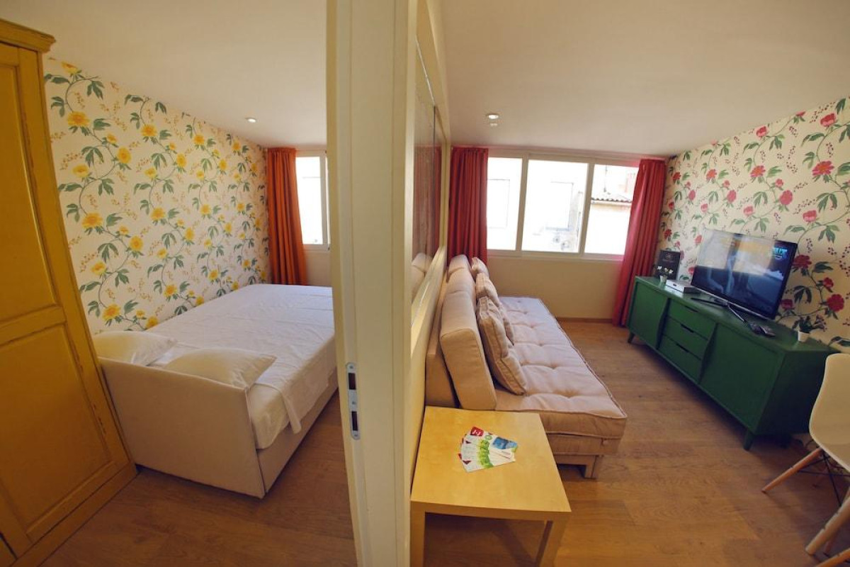 CENTRAL APARTMENTS INTEGRATED HOTEL