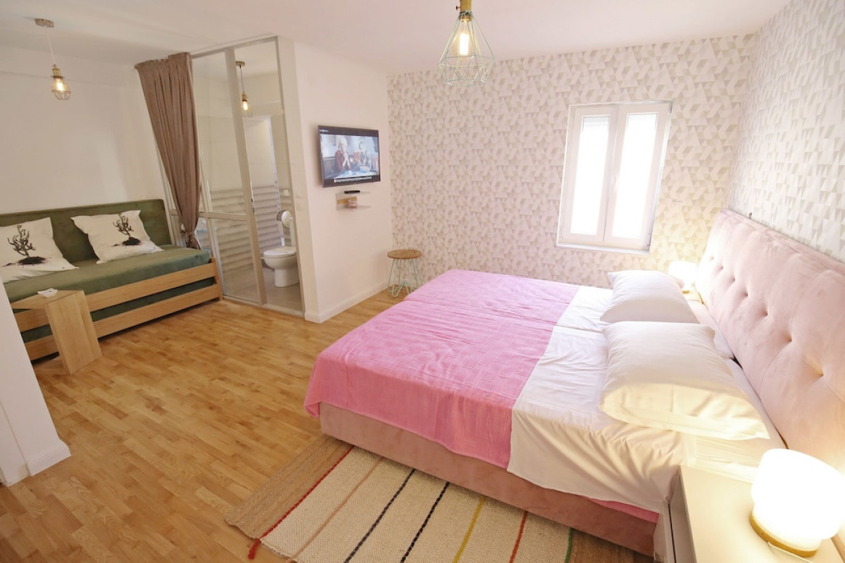 CENTRAL APARTMENTS INTEGRATED HOTEL