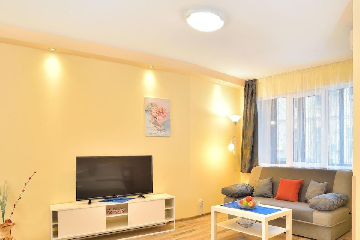 Central Studio 2