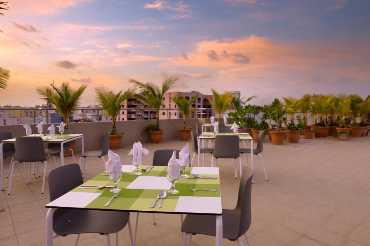 Hotel Champa Central