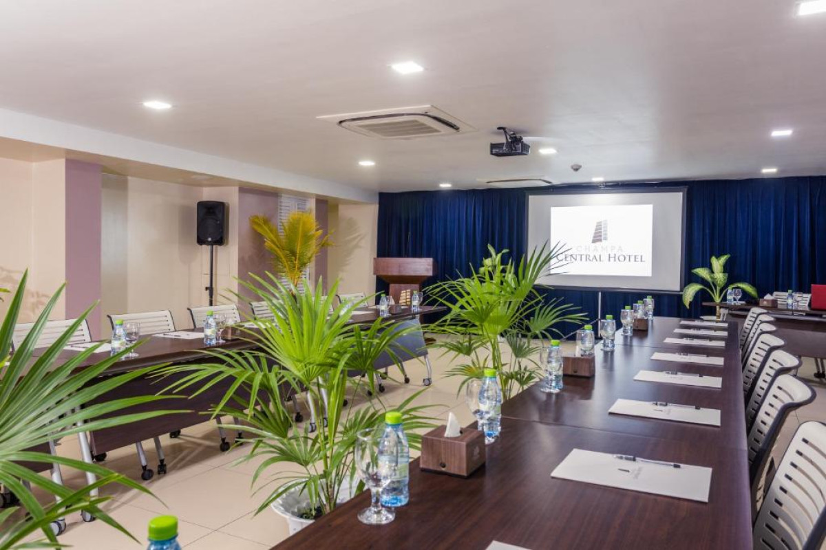 Hotel Champa Central