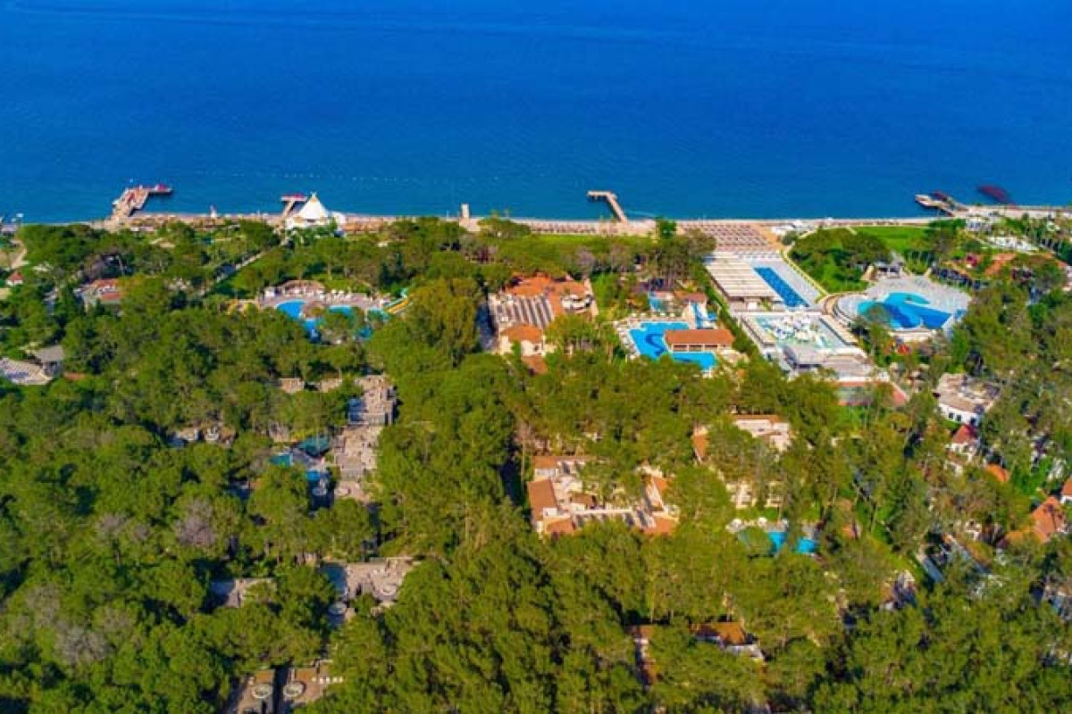 CHAMPION HOLIDAY VILLAGE