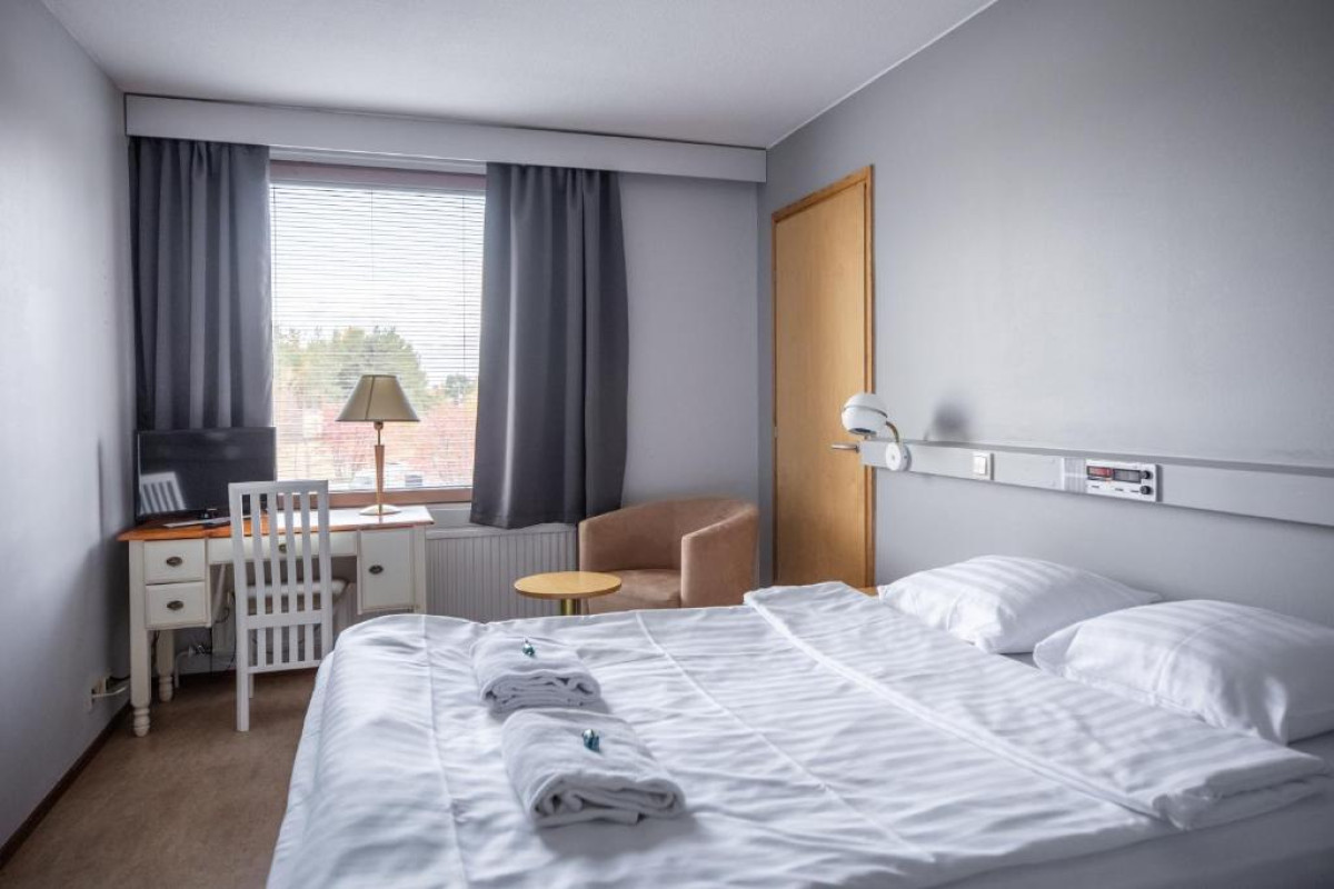 Charter Laponia - Hotel Karhu