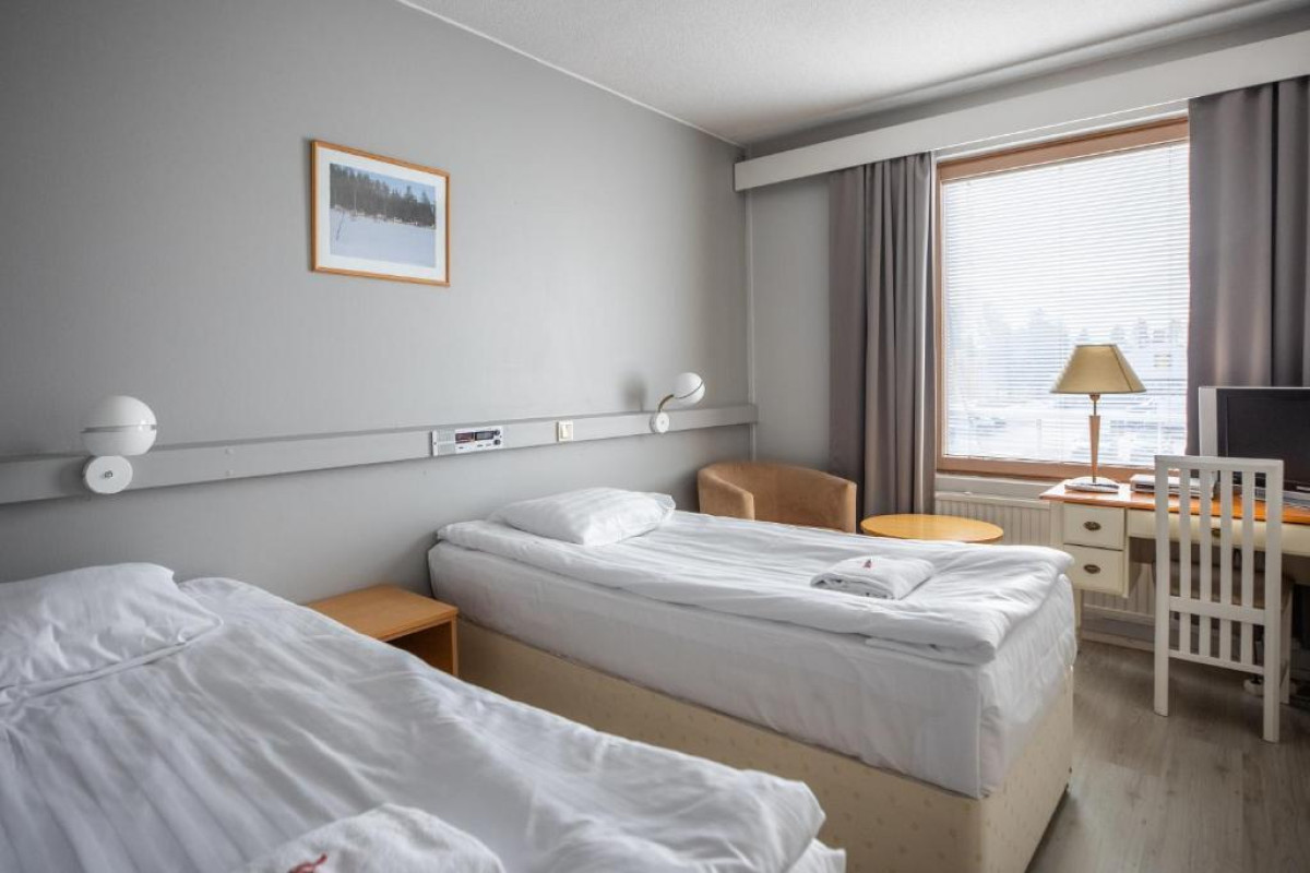 Charter Laponia - Hotel Karhu
