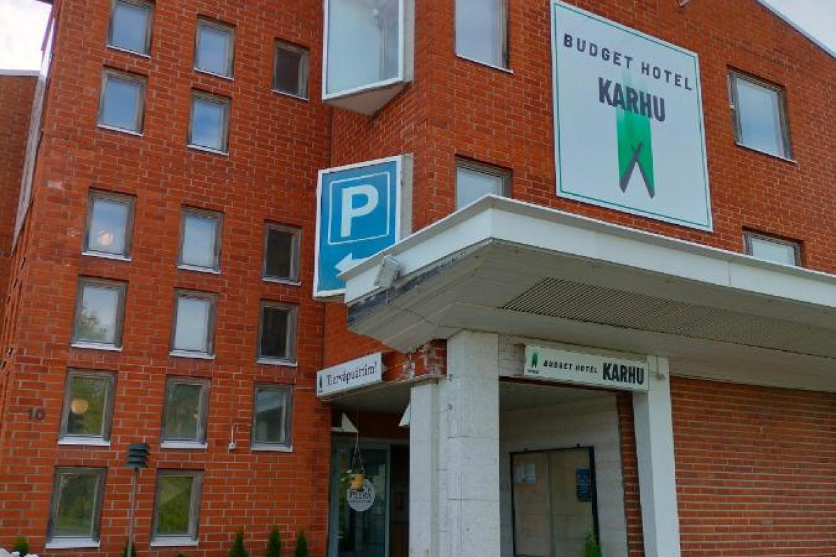 Charter Laponia - Hotel Karhu