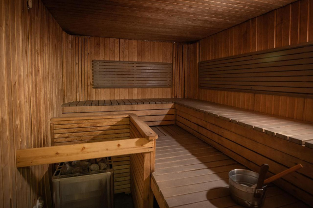 Charter Laponia - Hotel Karhu