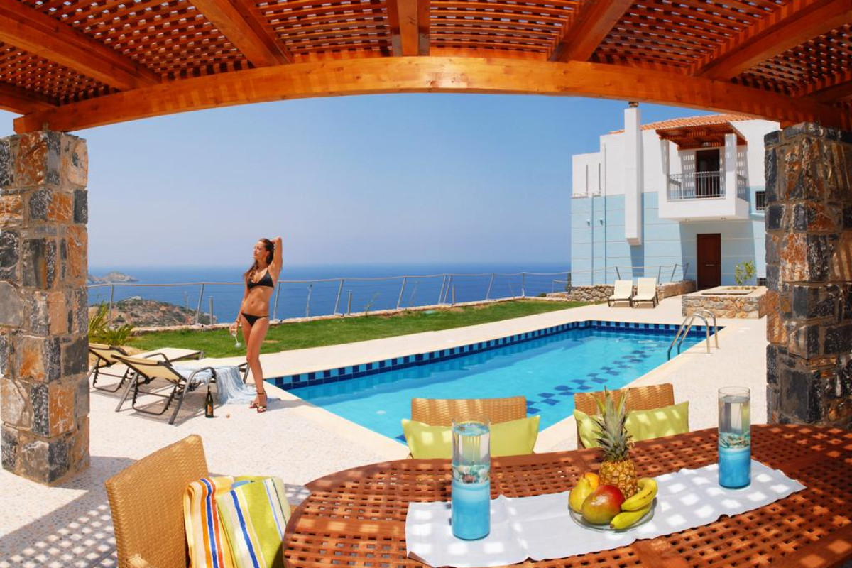 CHC Okeanides Luxury Villas