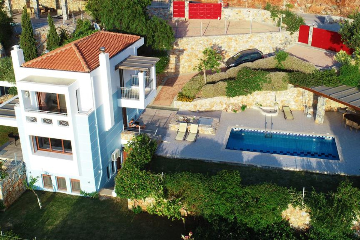 CHC Okeanides Luxury Villas