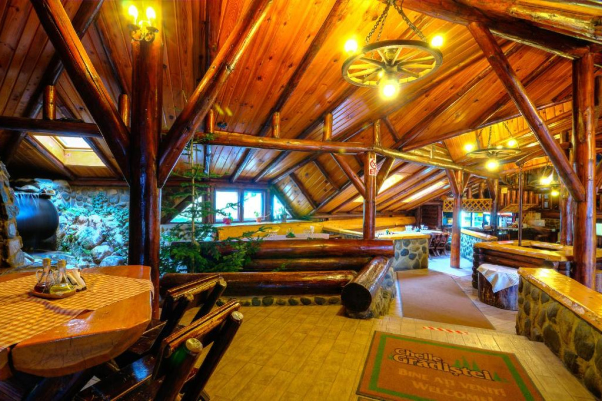 Cheile Gradistei Resort Moieciu