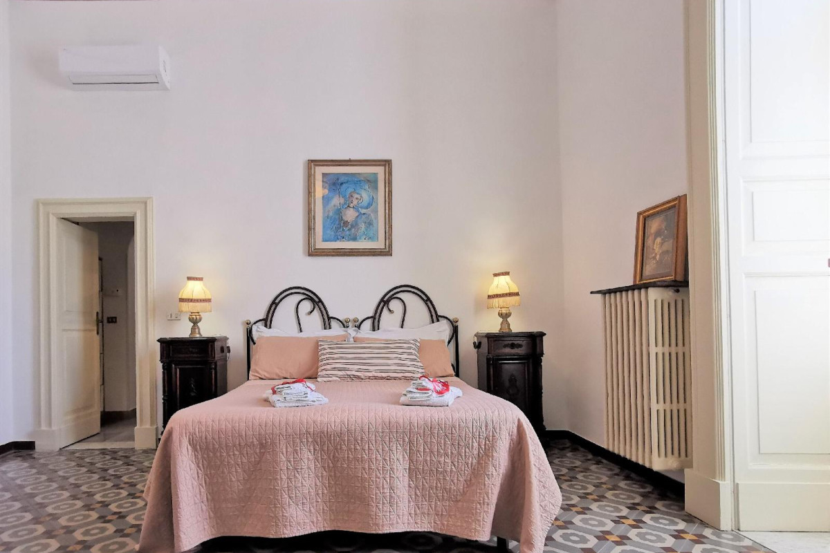 Chez Moi Lecce Charme B&B