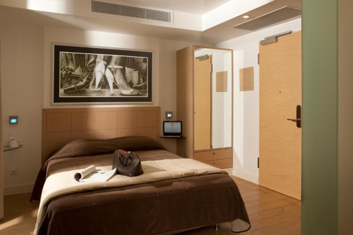 Chic Hotel