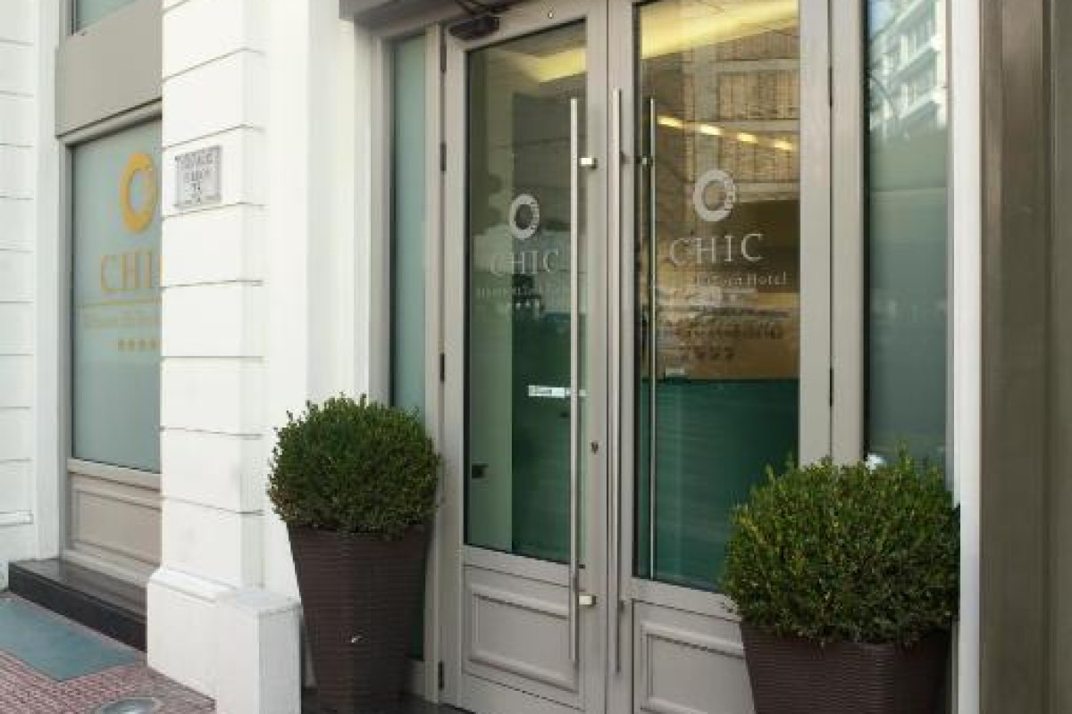 Chic Hotel