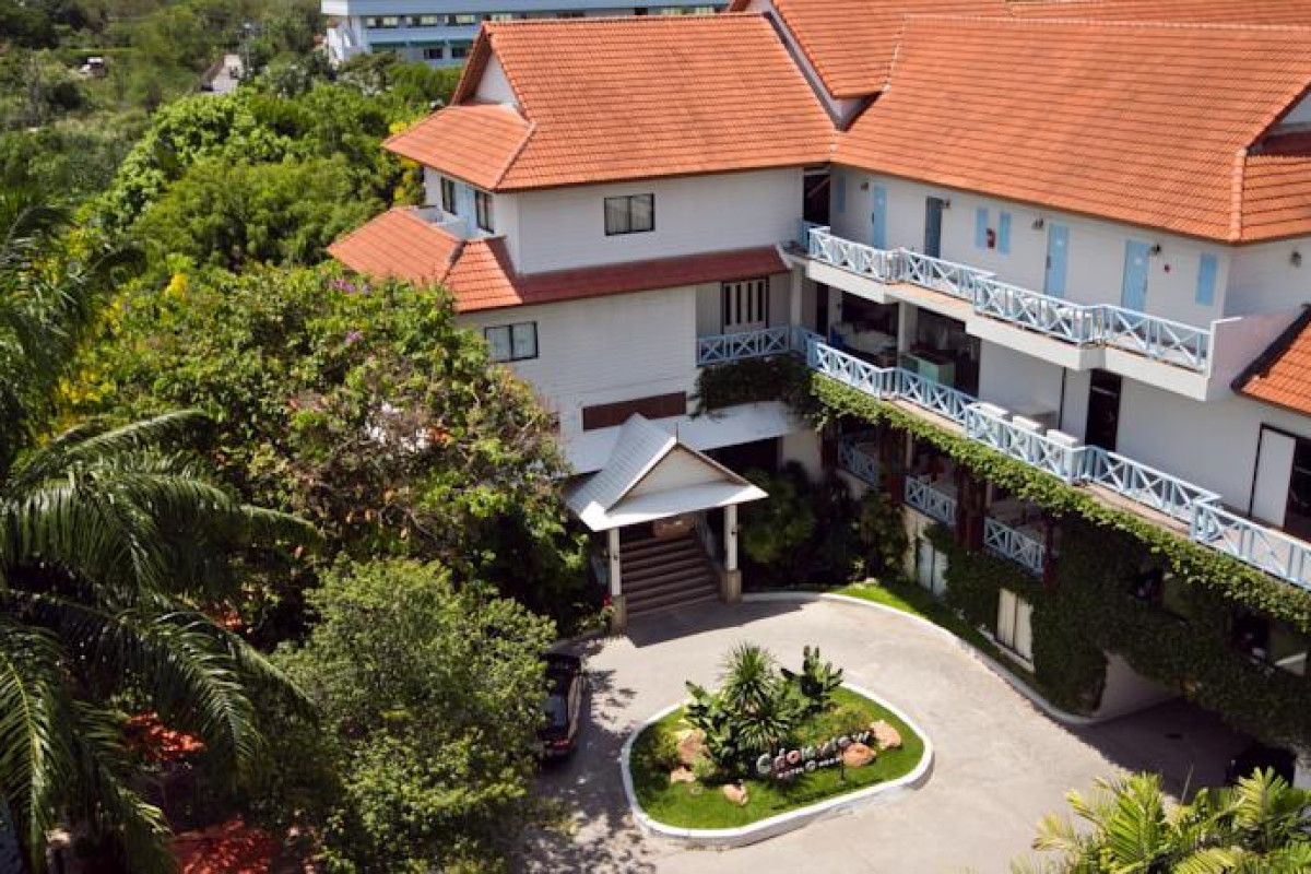 Chom View Hotel