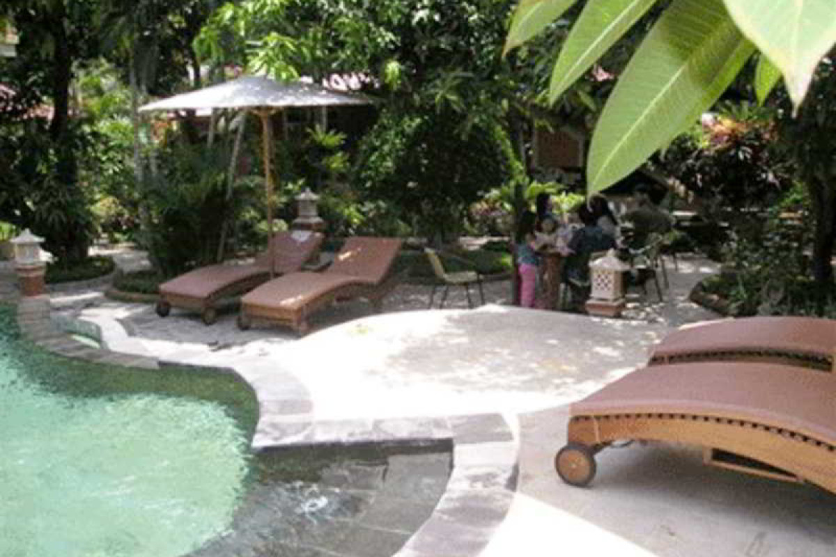 Chonos Hotel Lovina