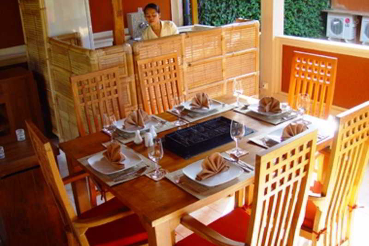 Chonos Hotel Lovina