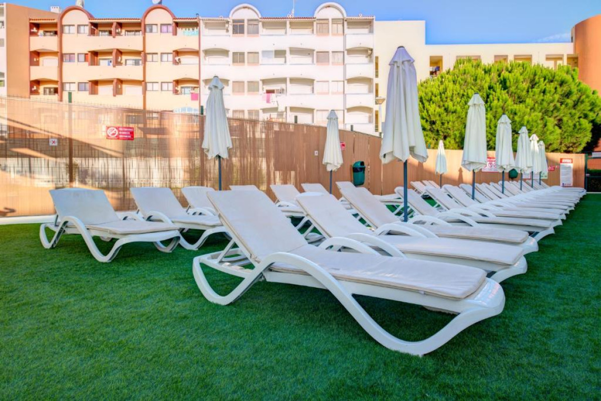 CHOROMAR APARTMENTS