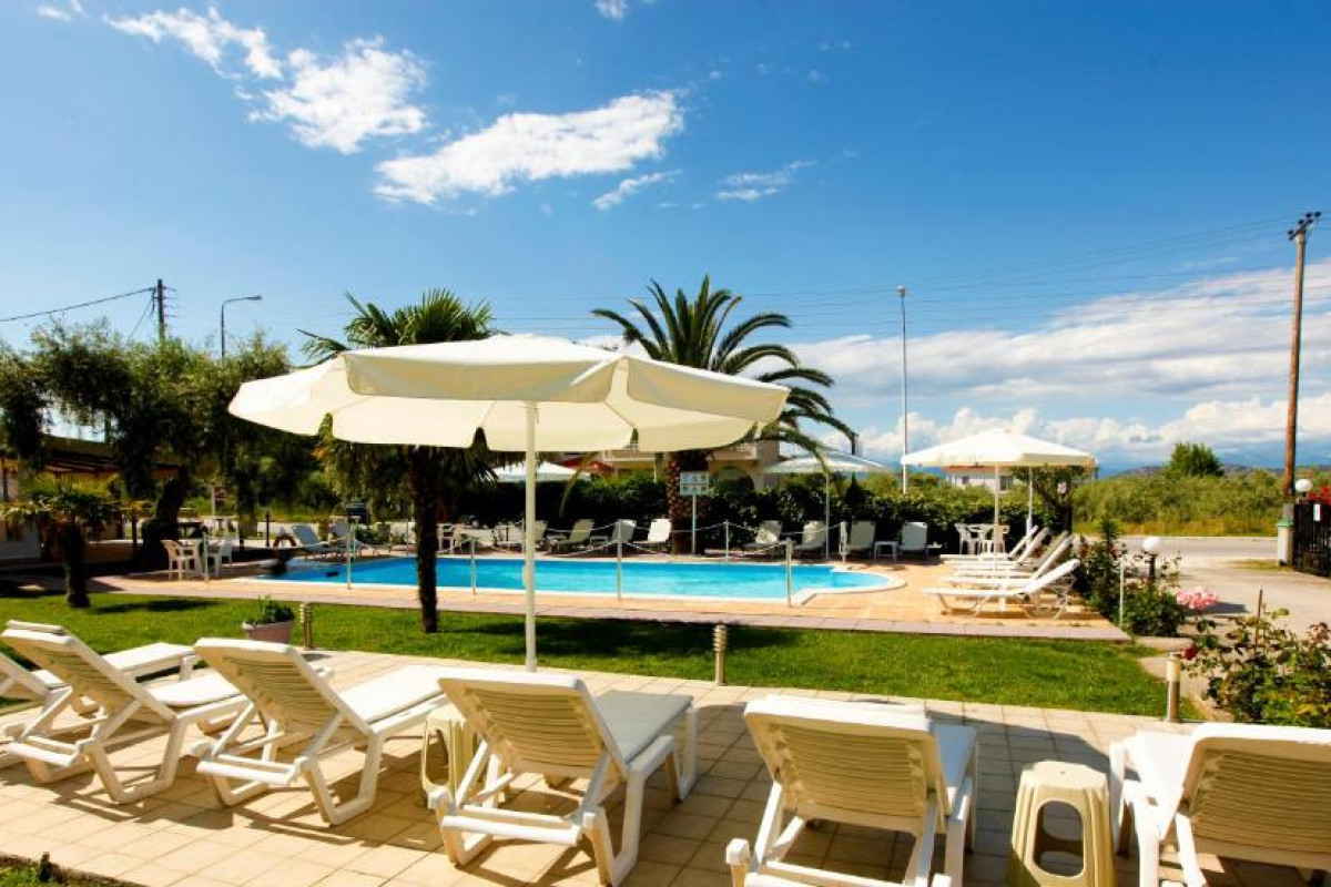 CHRISTA HOTEL - LIMENAS