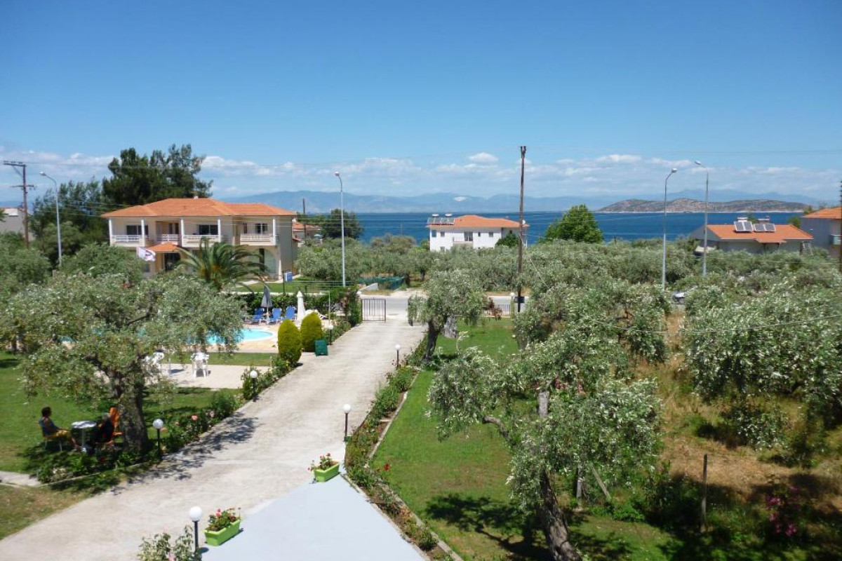 CHRISTA HOTEL - LIMENAS