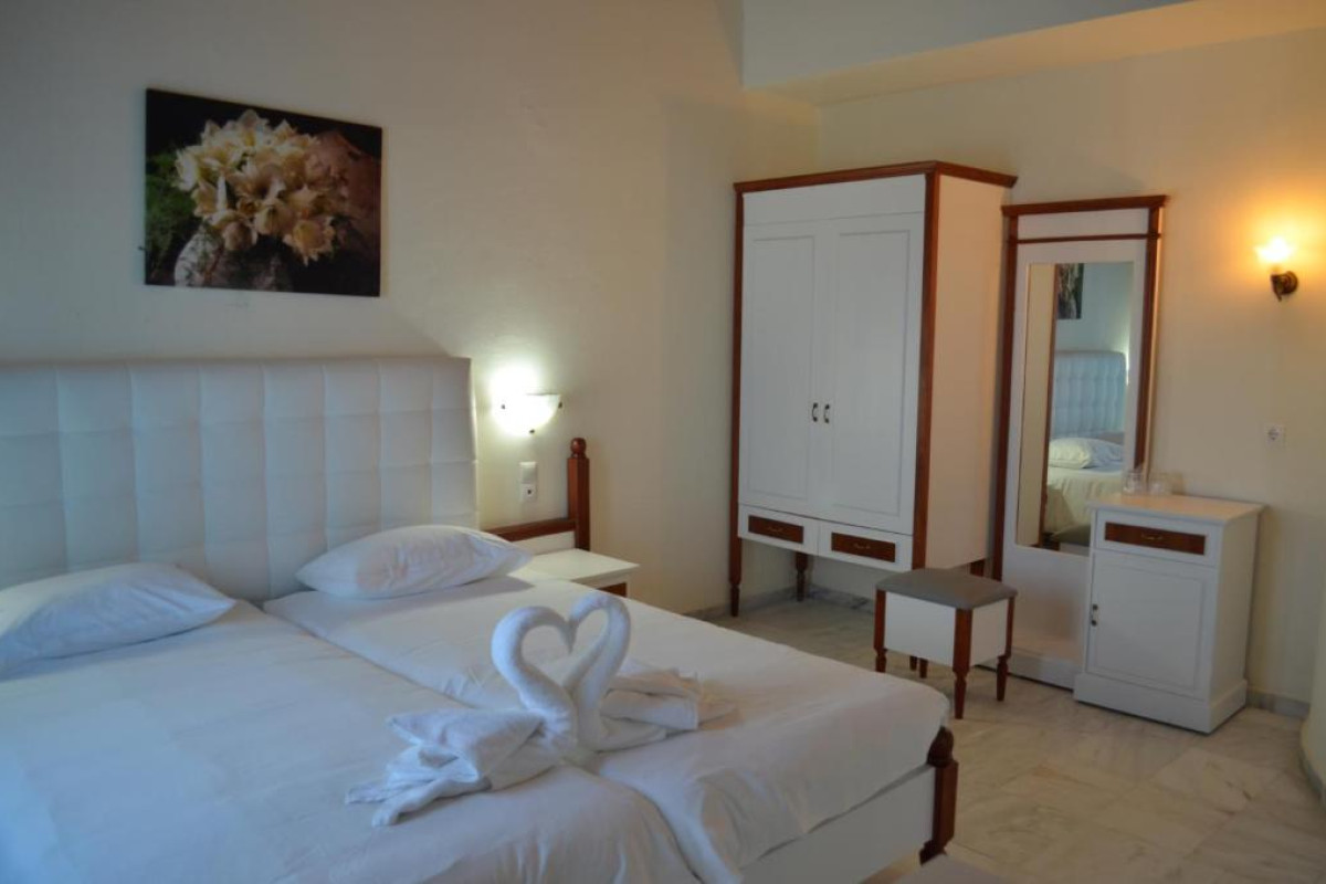 CHRISPY WORLD Hotel & Resort  Water Park