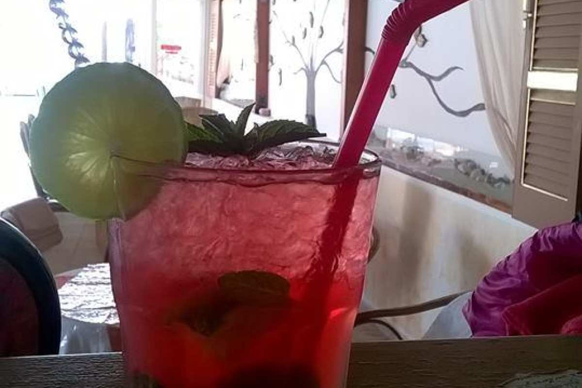 CHRISTAKIS HOTEL