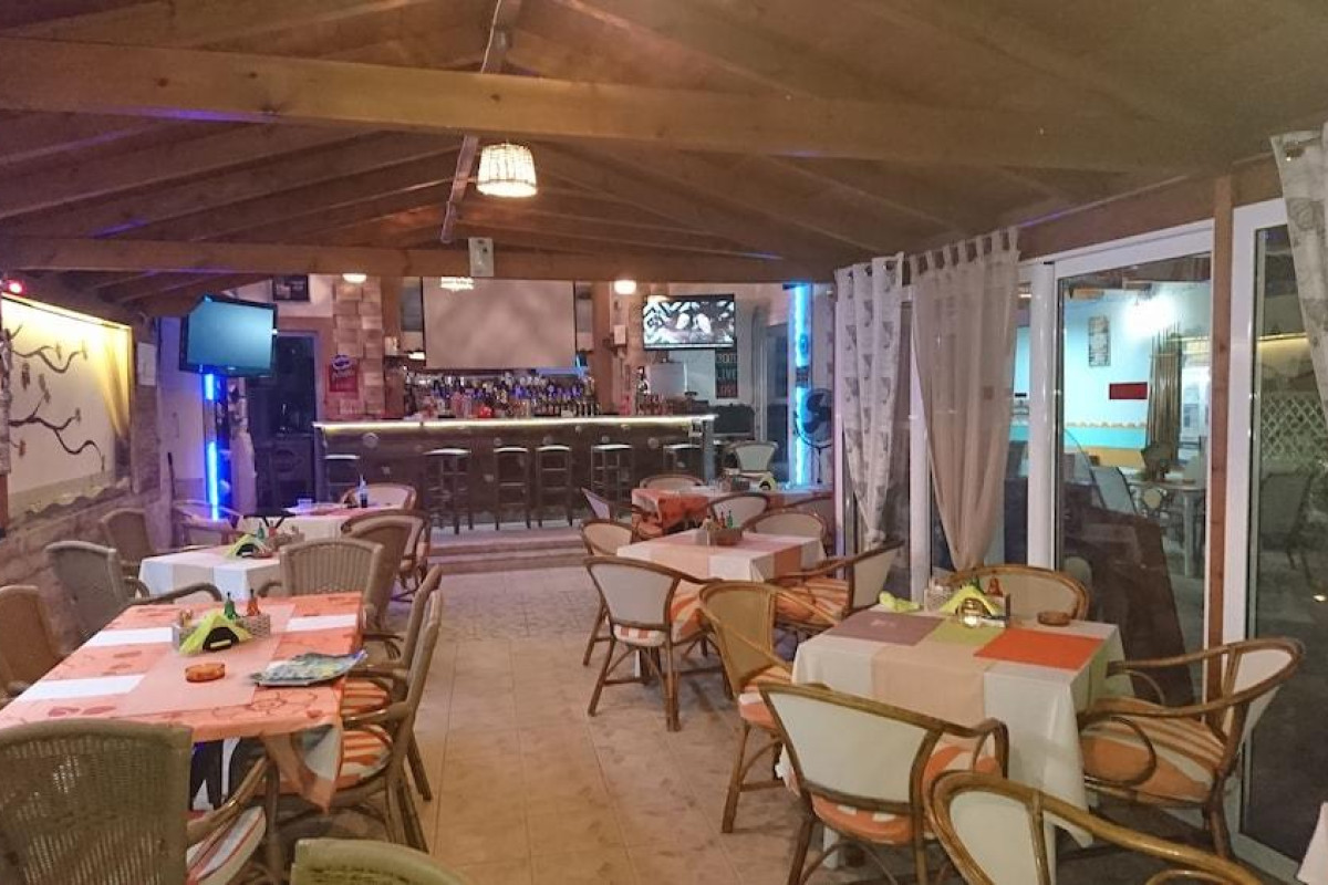 CHRISTAKIS HOTEL