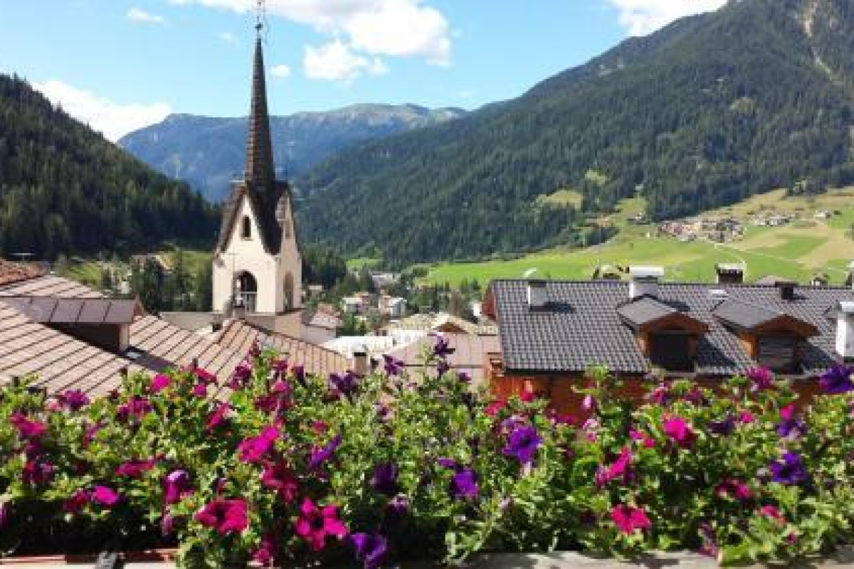 Ciasa Alpina Relax Hotel