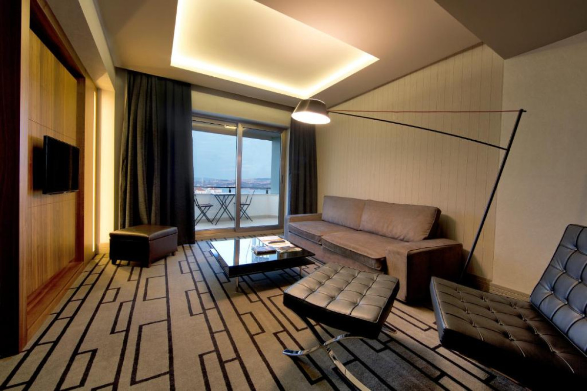 CIHANGIR HOTEL BOSPHORUS