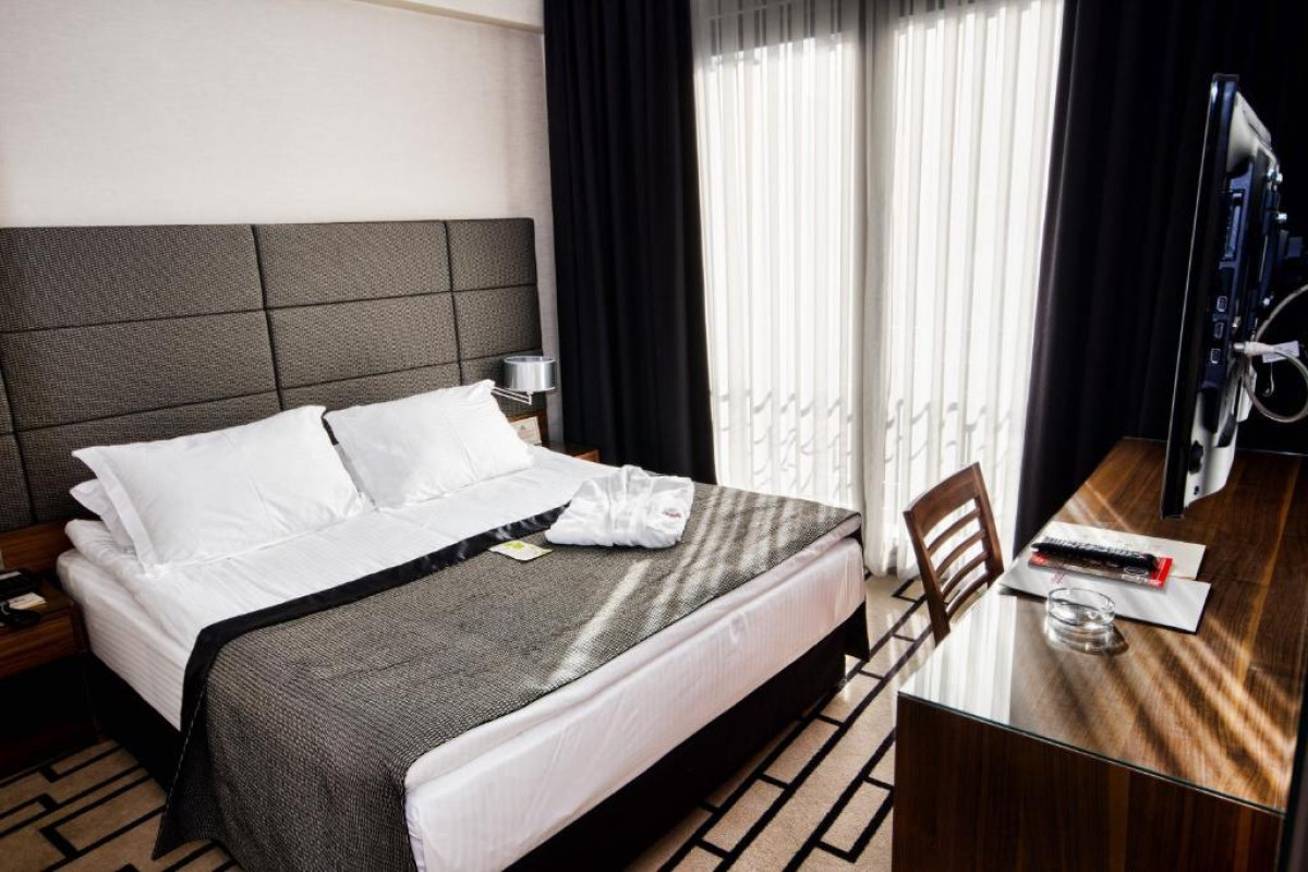 CIHANGIR HOTEL BOSPHORUS