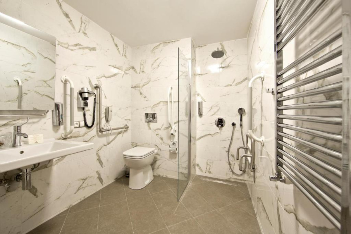 CIHANGIR HOTEL BOSPHORUS