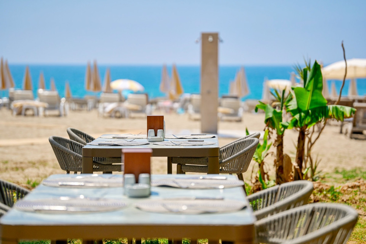 Elysee Beach Hotel