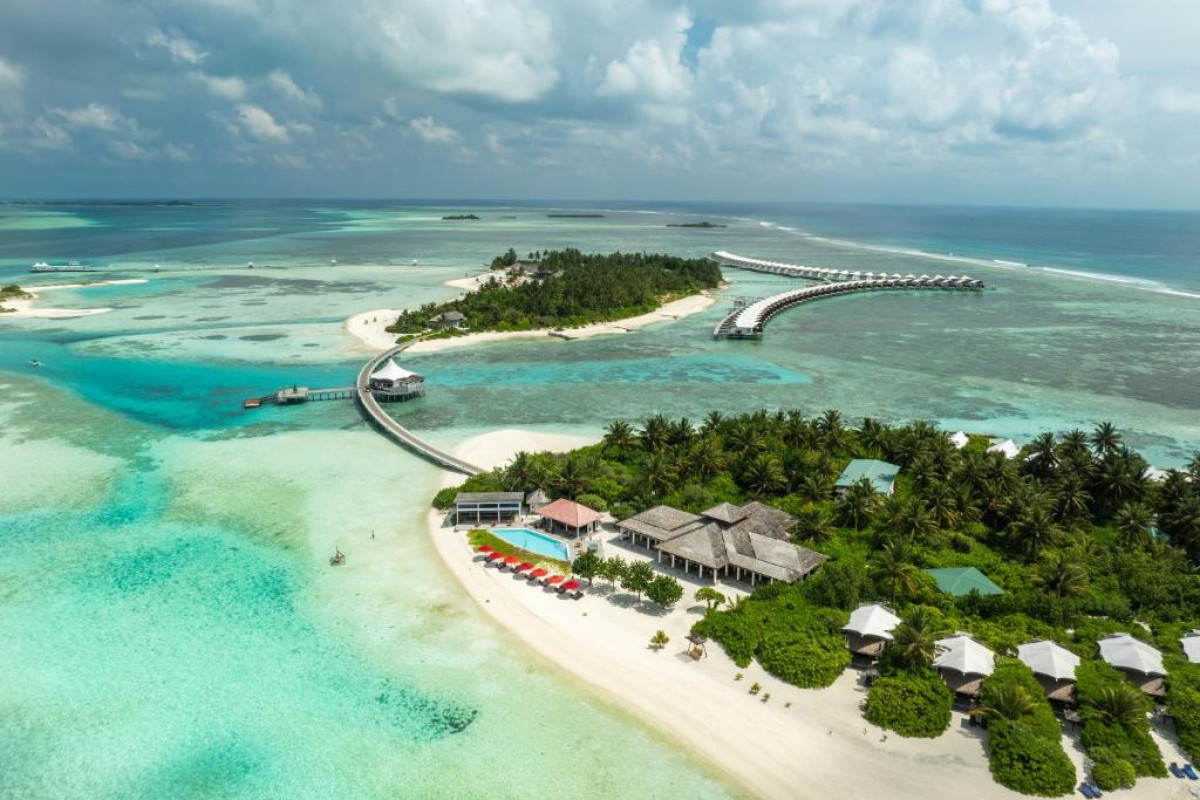 Cinnamon Hakuraa Huraa Resort Maldives