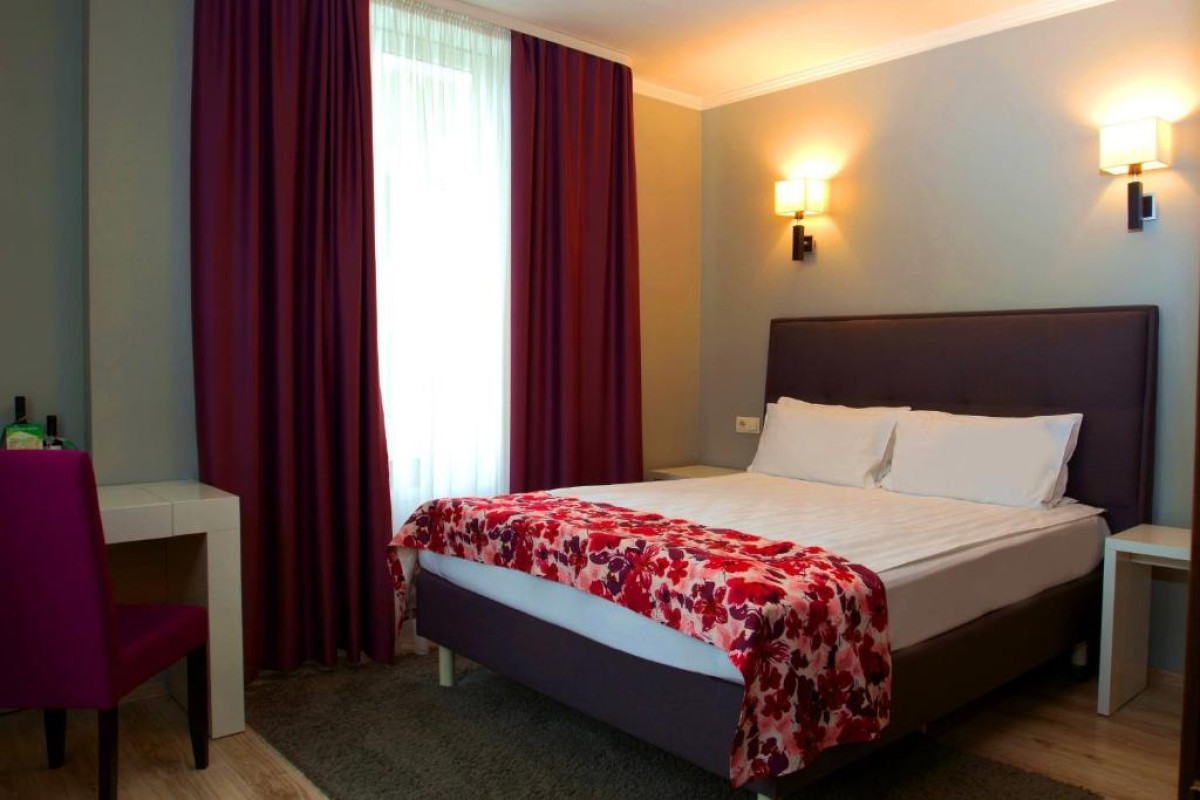 City Park Hotel