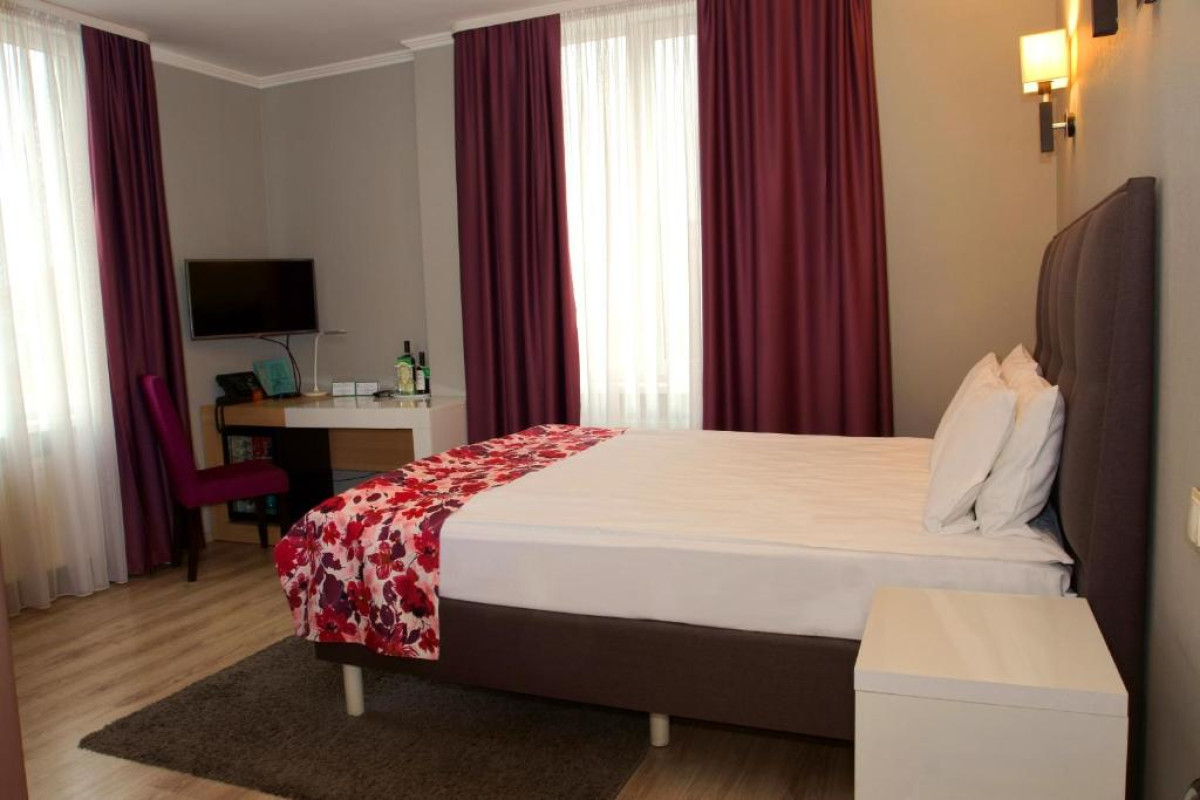 City Park Hotel